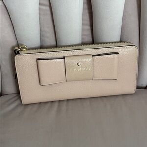 #75 Kate Spade